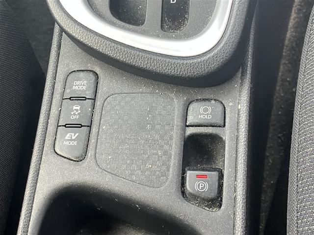 ヤリスクロス ハイブリッドＧ　ＴＳＳ　記録簿有　エアコン　ＬＥＤヘッドライト　パワーウィンド　Ｗエアバック　サイドエアバッグ　エアバッグ　アルミ　ＡＢＳ　パワステ（30枚目）