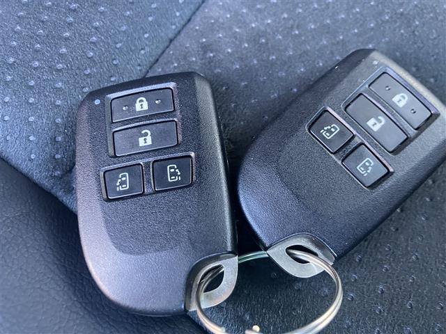 ハイエースバン スーパーＧＬ　ダークプライム　リアカメラ　衝突軽減　エアコン　ＬＥＤライト　パワーウインドウ　エアバッグ　ＡＢＳ　助手席エアバック　ＥＴＣ車載器　ドライブレコーダー　ナビ　メモリーナビ　パワステ　両側自動スライドドア（14枚目）