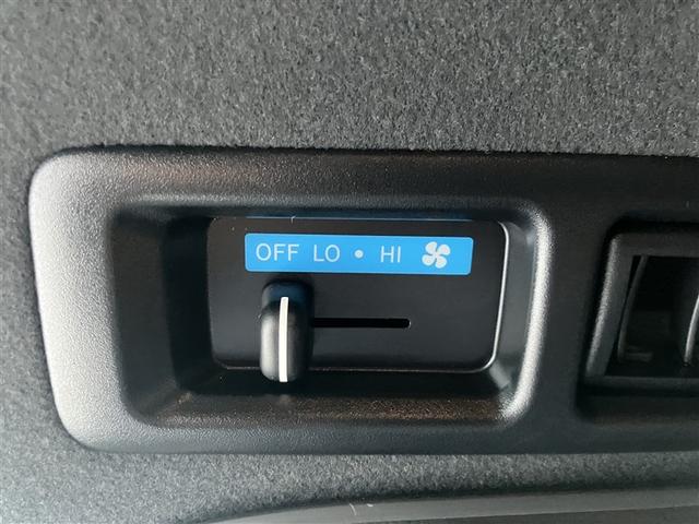 ハイエースバン スーパーＧＬ　ダークプライム　リアカメラ　衝突軽減　エアコン　ＬＥＤライト　パワーウインドウ　エアバッグ　ＡＢＳ　助手席エアバック　ＥＴＣ車載器　ドライブレコーダー　ナビ　メモリーナビ　パワステ　両側自動スライドドア（35枚目）