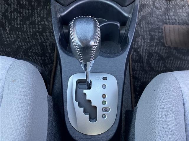 �O�i�����ގ��Ɏg���V�t�g���o�[�́A���삪�y�ŃX�g���X�Ȃ��^�]���y���߂܂���