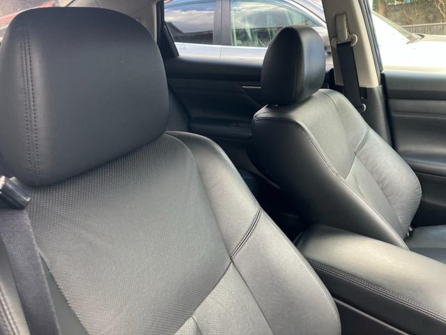 ティアナ ＸＶ　ナビＡＶＭパッケージ　ナビテレビ　アラウンドビューモニター　ＥＴＣ　スマートキー　プッシュスタート　セキュリティー　レザーシート　パワーシート　純正アルミホイール（10枚目）