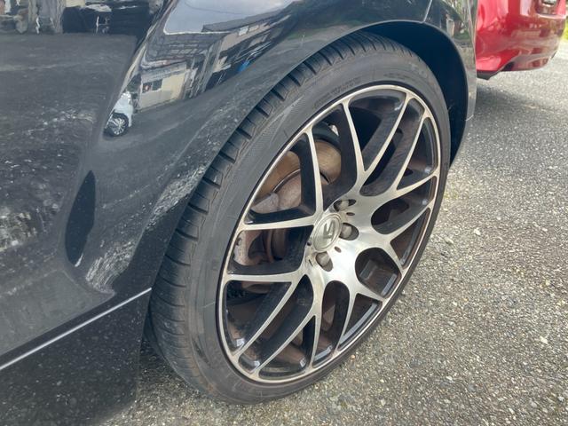 ＴＴクーペ ２．０ＴＦＳＩ　ナビテレビ　バックカメラ　ＥＴＣ　キーレス　パドルシフト　社外１９インチアルミホイール　ＨＩＤライト　セキュリティー（6枚目）