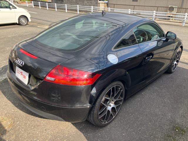 ＴＴクーペ ２．０ＴＦＳＩ　ナビテレビ　バックカメラ　ＥＴＣ　キーレス　パドルシフト　社外１９インチアルミホイール　ＨＩＤライト　セキュリティー（8枚目）