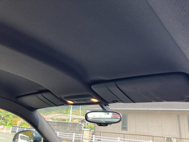 ＴＴクーペ ２．０ＴＦＳＩ　ナビテレビ　バックカメラ　ＥＴＣ　キーレス　パドルシフト　社外１９インチアルミホイール　ＨＩＤライト　セキュリティー（16枚目）