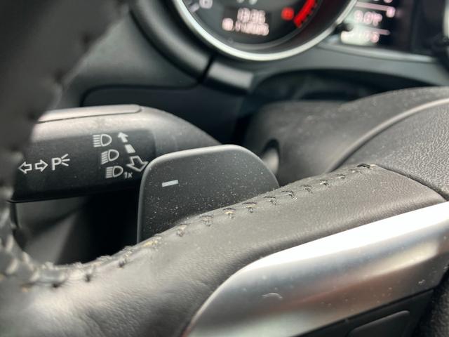 ＴＴクーペ ２．０ＴＦＳＩ　ナビテレビ　バックカメラ　ＥＴＣ　キーレス　パドルシフト　社外１９インチアルミホイール　ＨＩＤライト　セキュリティー（30枚目）