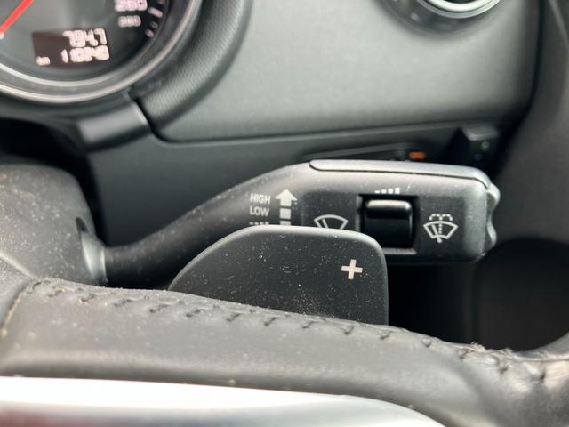 ＴＴクーペ ２．０ＴＦＳＩ　ナビテレビ　バックカメラ　ＥＴＣ　キーレス　パドルシフト　社外１９インチアルミホイール　ＨＩＤライト　セキュリティー（31枚目）