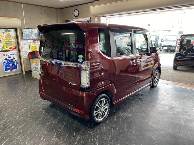 Ｎ－ＢＯＸカスタム Ｇ　ＳＳパッケージ　リヤドア左右パワースライド　Ｐスタート　ベンチシート（5枚目）