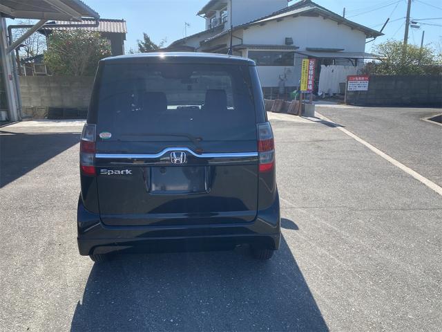 ゼストスパーク Ｇ　ｓｍａｒｔキーベンチシート　純正エアロ　アルミ　無事故　当社の下取りです（6枚目）