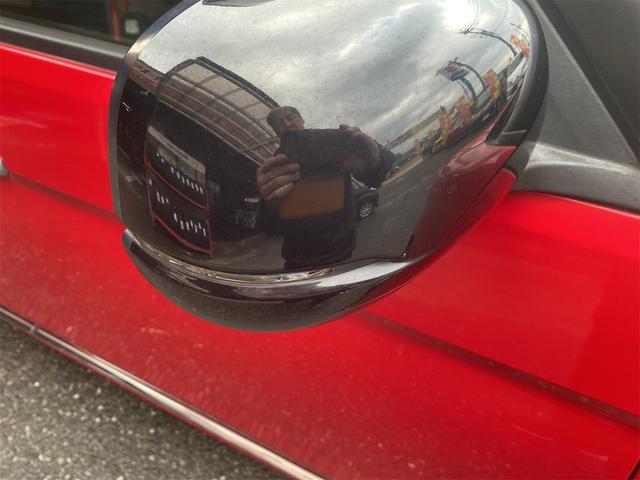 Ｎ－ＯＮＥ プレミアム・Ｌパッケージ　ナビＴＶ　バックモニター付き　Ｐスタートスマートキー　純正アルミ（13枚目）