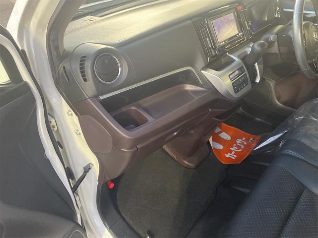 Ｎ－ＷＧＮカスタム Ｇ・Ａパッケージ　Ｐスタートスマートキー　フルセグナビＴＶバックモニター付き　純正エアロ　アルミ　６エアバック　補助ブレーキ（11枚目）