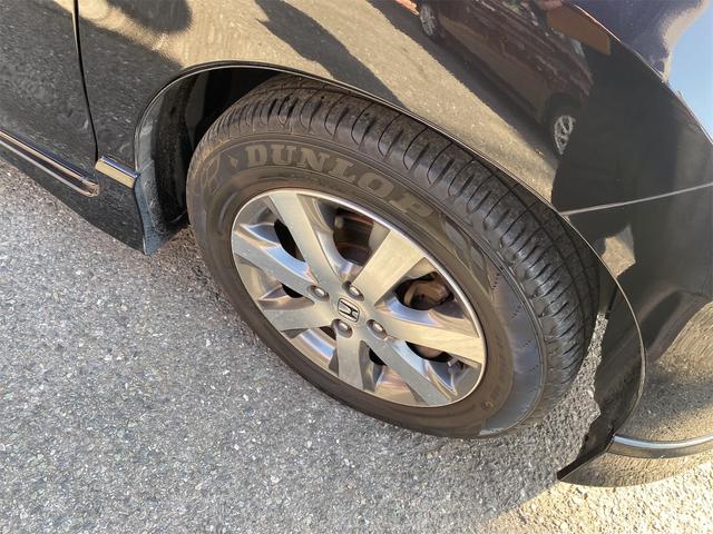 フリード Ｇｉ　エアロ　リヤドア左右パワースライドドアです　スマートキー　３列シート　７人乗り　純正フルエアロ　純アルミ　ワンセグＴＶ　バックモニター付　Ｔミングチェーン車（10枚目）