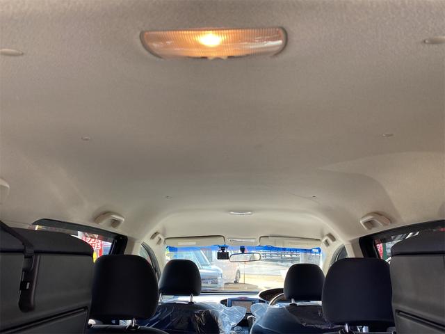 フリード Ｇｉ　エアロ　リヤドア左右パワースライドドアです　スマートキー　３列シート　７人乗り　純正フルエアロ　純アルミ　ワンセグＴＶ　バックモニター付　Ｔミングチェーン車（20枚目）