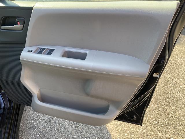 フリード Ｇｉ　エアロ　リヤドア左右パワースライドドアです　スマートキー　３列シート　７人乗り　純正フルエアロ　純アルミ　ワンセグＴＶ　バックモニター付　Ｔミングチェーン車（26枚目）