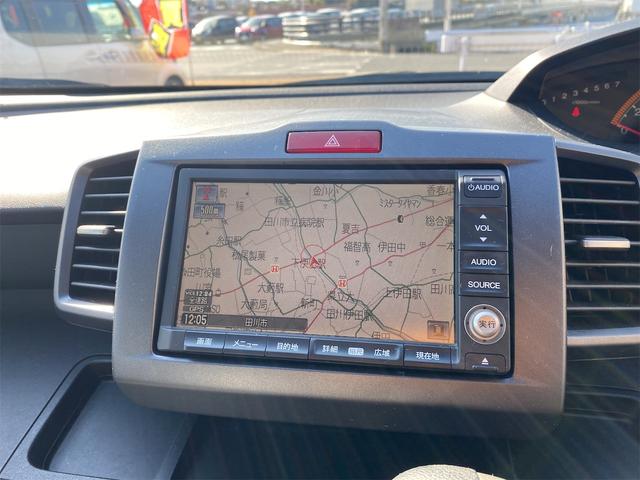 フリード Ｇｉ　エアロ　リヤドア左右パワースライドドアです　スマートキー　３列シート　７人乗り　純正フルエアロ　純アルミ　ワンセグＴＶ　バックモニター付　Ｔミングチェーン車（29枚目）