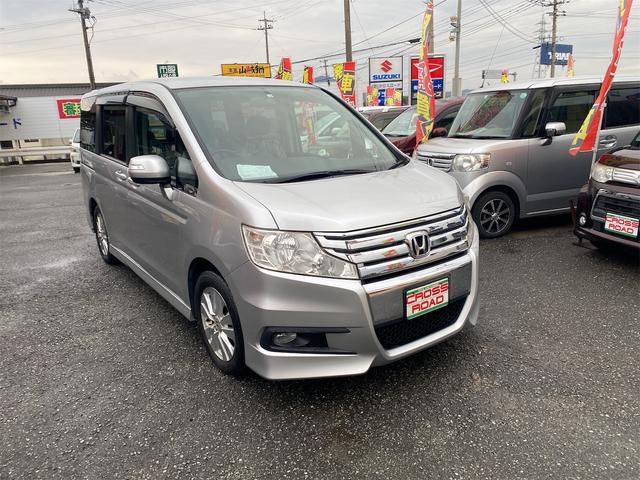 ステップワゴンスパーダ S リヤドア左パワースライドドア ナビTVバックモニター付き 8にんのり 純正エアロ 純アルミ(3枚目)