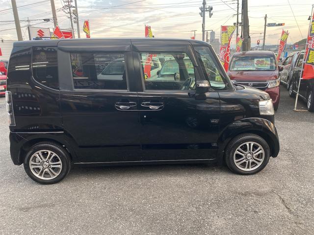 Ｎ－ＢＯＸ Ｇ・Ｌパッケージ　Ｐスタートスマートキーベンチシート　純正エアロ　純正アルミ　修復歴無　左リヤパワースライドドア　修復歴無（4枚目）