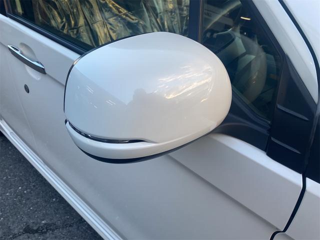 �E�B���J�[�h�A�~���[�ł�