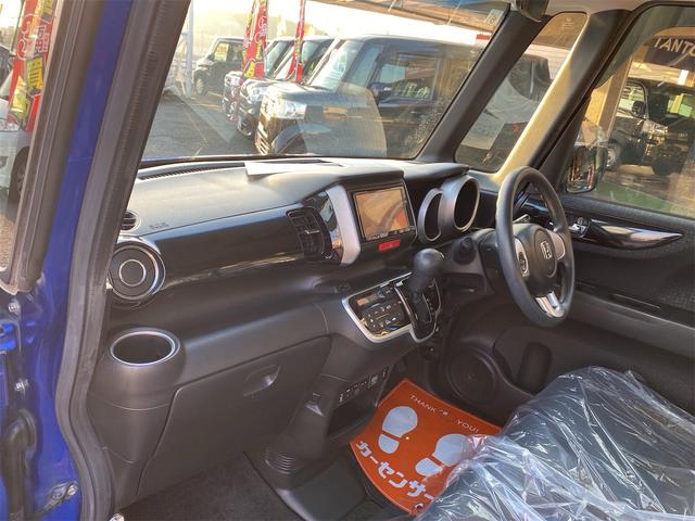 Ｎ－ＢＯＸカスタム Ｇ　ＳＳパッケージ　Ｐスタートスマートキー左右　リヤパワースライドドア　フルセグナビ　バックモニター　ブルートゥース付き　修復歴無（37枚目）