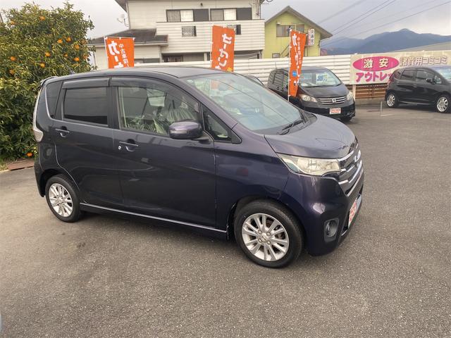 �A�E�g���b�g�Ԃ̂��ߊ�{�v�����͕ۏؖ����ƂȂ�܂����A�L���ɂĕۏؕt�v�����␮���t�v���������p�ӂ��Ă���܂��B�ڍׂ̓X�^�b�t�܂ŁI