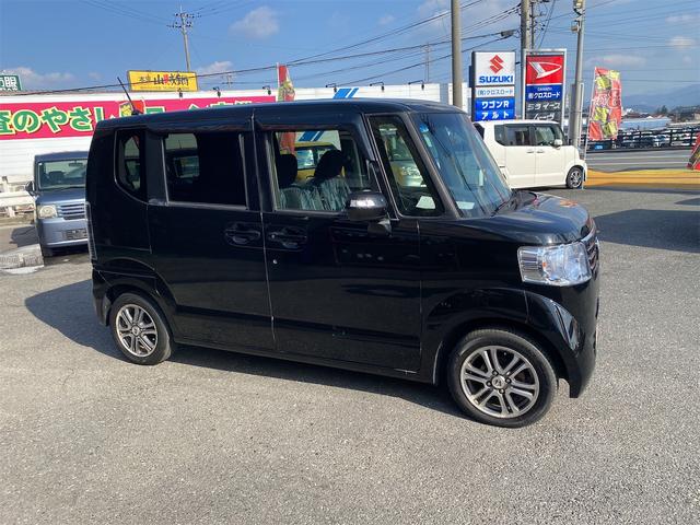 Ｎ－ＢＯＸ Ｇ　ＳＳパッケージ　Ｐスタート　ベンチシート　キーフリー　補助ブレーキ　６エアバック　ワンセグテレビ　バッックモニター　ブルートゥース付　純正アルミ（4枚目）