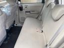 運転席側のリヤシートです