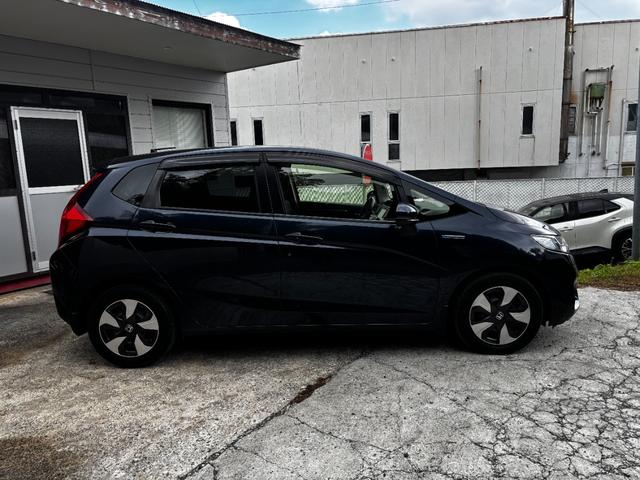 フィットハイブリッド Ｆパッケージ（5枚目）