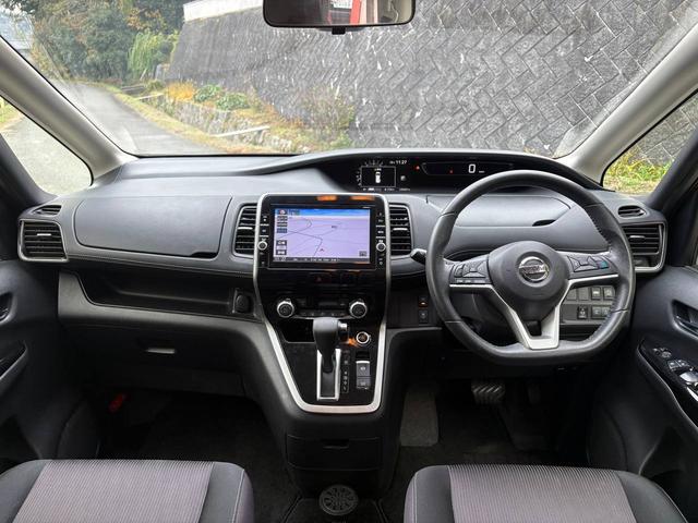 セレナ ハイウェイスターG プロパイロットエディション バックカメラ・Bluetooth・両側パワースライドドア・プッシュスタート・スマートキー・フリップダウンモニター(10枚目)