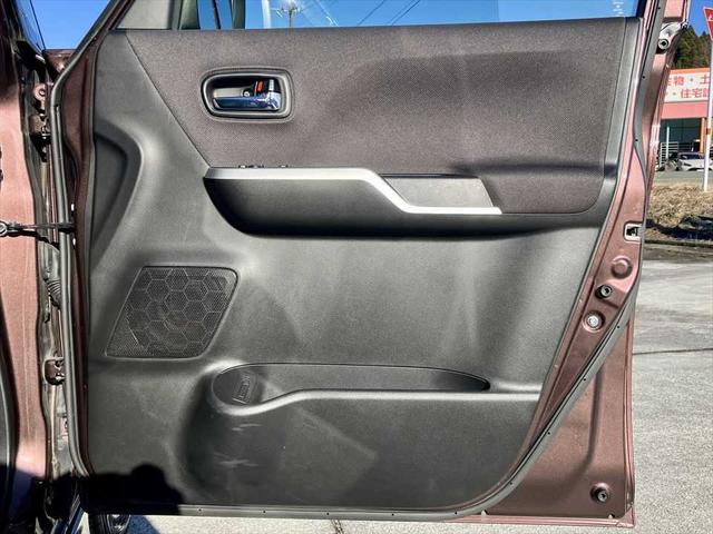 ソリオ ハイブリッドＭＸ　デュアルカメラブレーキサポート・メモリーナビゲーションセット・純正フルセグナビ・バックカメラ・ＤＶＤ再生・衝突防止装置・ドライブレコーダー・スマートキー・アイドリングストップ・純正アルミ（11枚目）