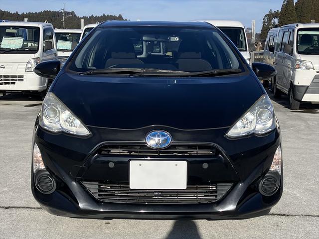 アクア Ｇ　スマートエントリーパッケージ・ナビレディパッケージ・踏み間違い加速抑制システム・ナビロック有・純正フルセグナビ・バックカメラ・ＥＴＣ・ＤＶＤ再生・ドライブレコーダー・スマートキー（4枚目）