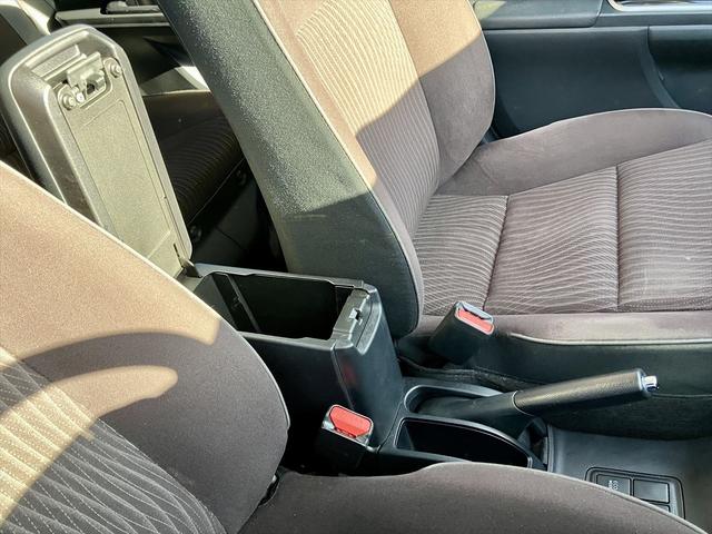 アクア Ｇ　スマートエントリーパッケージ・ナビレディパッケージ・踏み間違い加速抑制システム・ナビロック有・純正フルセグナビ・バックカメラ・ＥＴＣ・ＤＶＤ再生・ドライブレコーダー・スマートキー（24枚目）