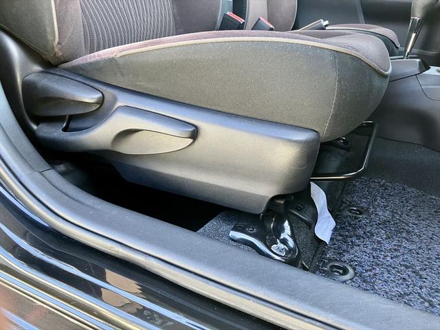 アクア Ｇ　スマートエントリーパッケージ・ナビレディパッケージ・踏み間違い加速抑制システム・ナビロック有・純正フルセグナビ・バックカメラ・ＥＴＣ・ＤＶＤ再生・ドライブレコーダー・スマートキー（30枚目）