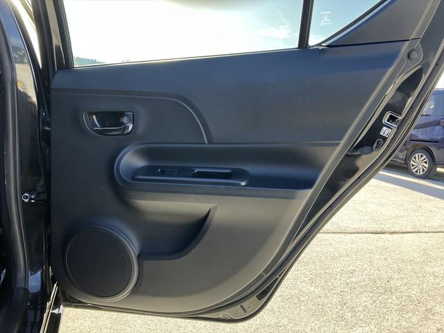 アクア Ｇ　スマートエントリーパッケージ・ナビレディパッケージ・踏み間違い加速抑制システム・ナビロック有・純正フルセグナビ・バックカメラ・ＥＴＣ・ＤＶＤ再生・ドライブレコーダー・スマートキー（33枚目）