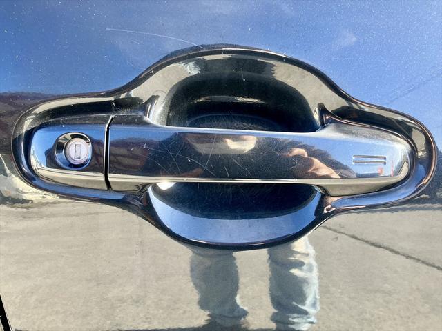 アクア Ｇ　スマートエントリーパッケージ・ナビレディパッケージ・踏み間違い加速抑制システム・ナビロック有・純正フルセグナビ・バックカメラ・ＥＴＣ・ＤＶＤ再生・ドライブレコーダー・スマートキー（44枚目）