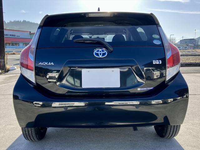 アクア Ｇ　スマートエントリーパッケージ・ナビレディパッケージ・踏み間違い加速抑制システム・ナビロック有・純正フルセグナビ・バックカメラ・ＥＴＣ・ＤＶＤ再生・ドライブレコーダー・スマートキー（47枚目）