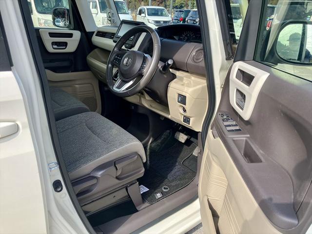 Ｎ－ＢＯＸ Ｇ・ＥＸホンダセンシング　ホンダセンシング／純正フルセグナビ／バックカメラ／ＤＶＤ再生／Ｂｌｕｅｔｏｏｔｈ接続／ＥＴＣ／クリアランスソナー／スマートキー／オートライト／電動格納ドアミラー／盗難防止／衝突防止装置（9枚目）