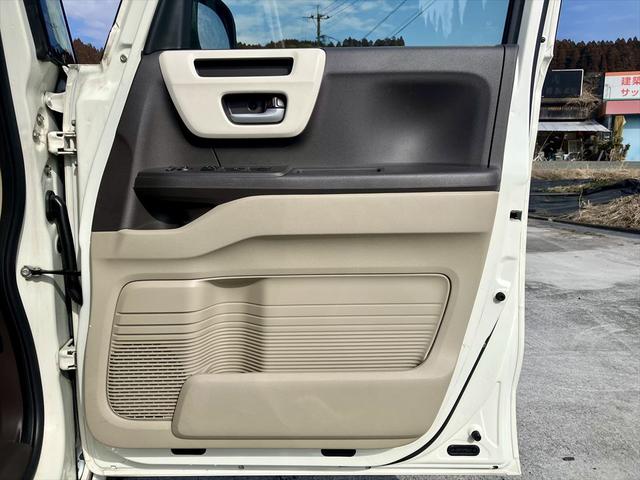 Ｎ－ＢＯＸ Ｇ・ＥＸホンダセンシング　ホンダセンシング／純正フルセグナビ／バックカメラ／ＤＶＤ再生／Ｂｌｕｅｔｏｏｔｈ接続／ＥＴＣ／クリアランスソナー／スマートキー／オートライト／電動格納ドアミラー／盗難防止／衝突防止装置（11枚目）