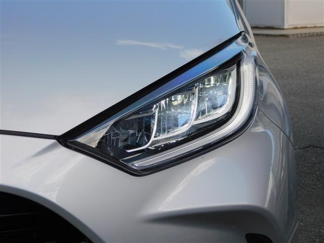 ヤリス Z Bカメラ カーテンエアバッグ 盗難防止システム クルーズコントロール ドライブレコーダー LEDライト エアコン 運転席エアバッグ パワーステアリング 記録簿有 パワーウィンドウ ETC ABS(32枚目)