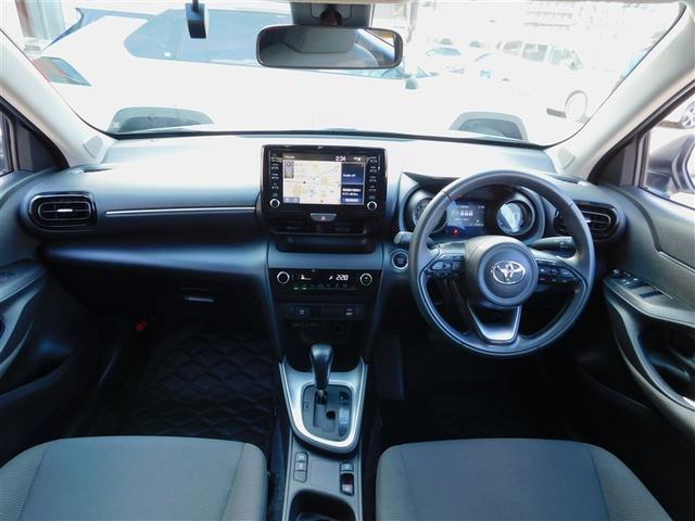 ヤリスクロス Ｇ　アルミ　ＬＥＤヘッド　ワンオーナー車　ＴＶ　スマートエントリー　横滑り防止　ＥＴＣ車載器　キーレスエントリー　オートエアコン　リアカメラ　パワーステアリング　クルコン　エアバッグ　フルセグＴＶ（5枚目）