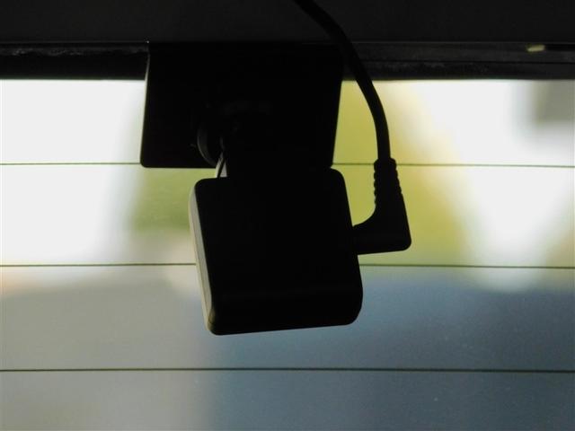 アクア Ｚ　ＬＥＤヘッドライト　スマートキー　１００Ｖ電源　イモビライザー　アルミホイール　ドライブレコーダー　オートクルーズコントロール　エアコン　ＥＳＣ　カーテンエアバッグ　ＥＴＣ　キーレス　パワーウインドウ（20枚目）