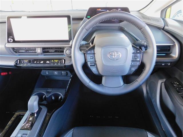 プリウス Ｚ　リアカメラ　プリクラッシュ　試乗車　ＰＷシート　ＡＣ１００Ｖ電源　ＬＥＤランプ　オートクルーズ　アルミホイール　ドライブレコーダ　ＡＣ　運転席エアバッグ　横滑り防止装置　ＥＴＣ付　盗難防止システム（4枚目）