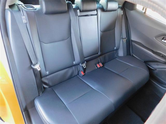プリウス Ｚ　リアカメラ　プリクラッシュ　試乗車　ＰＷシート　ＡＣ１００Ｖ電源　ＬＥＤランプ　オートクルーズ　アルミホイール　ドライブレコーダ　ＡＣ　運転席エアバッグ　横滑り防止装置　ＥＴＣ付　盗難防止システム（7枚目）