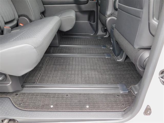 ヴォクシー Ｓ－Ｇ　点検記録簿付　Ｒカメラ　ミュージックプレイヤー接続可　ＬＥＤヘッドランプ　横滑り防止装置　スマートキ　キーレスエントリー　３列シート　フルセグテレビ　ワンオーナー　盗難防止システム　デュアルエアコン（8枚目）