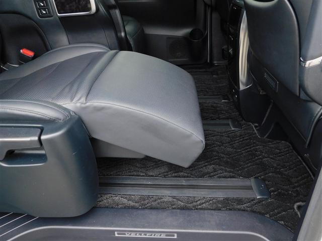 ヴェルファイア 2.5Z Gエディション 後カメラ 1オナ フルセグテレビ パワーシート スマキー クルーズコントロール ETC装備 助手席エアバック 運転席エアバッグ ドラレコ付き アルミホイール カーテンエアバック ダブルエアコン AUX(8枚目)