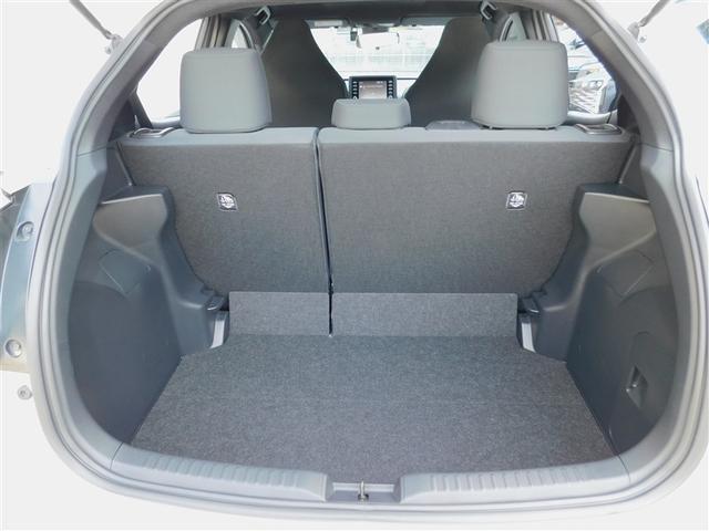 ヤリス Ｘ　被害軽減ブレーキ　Ｂカメラ　ドラレコ付　キーレスエントリー　ワンオーナー　スマートキー＆プッシュスタート　点検記録簿　ミュージックプレイヤー接続可　クルーズコントロール　ＥＴＣ車載器　ＥＳＣ　ＡＢＳ（9枚目）