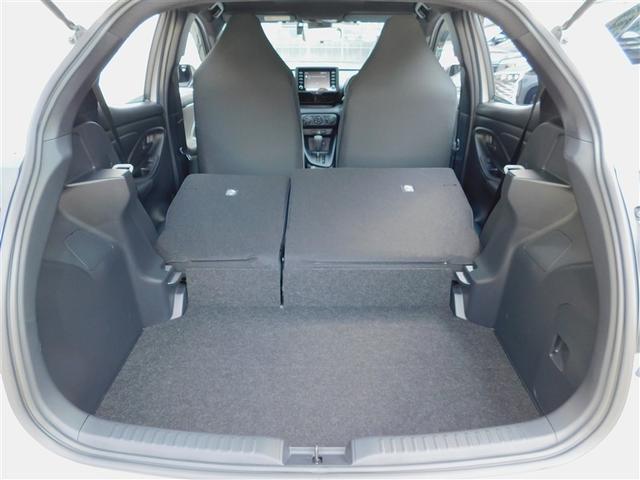 ヤリス Ｘ　被害軽減ブレーキ　Ｂカメラ　ドラレコ付　キーレスエントリー　ワンオーナー　スマートキー＆プッシュスタート　点検記録簿　ミュージックプレイヤー接続可　クルーズコントロール　ＥＴＣ車載器　ＥＳＣ　ＡＢＳ（10枚目）