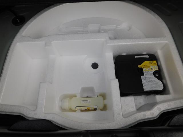 ヤリス Ｘ　被害軽減ブレーキ　Ｂカメラ　ドラレコ付　キーレスエントリー　ワンオーナー　スマートキー＆プッシュスタート　点検記録簿　ミュージックプレイヤー接続可　クルーズコントロール　ＥＴＣ車載器　ＥＳＣ　ＡＢＳ（11枚目）