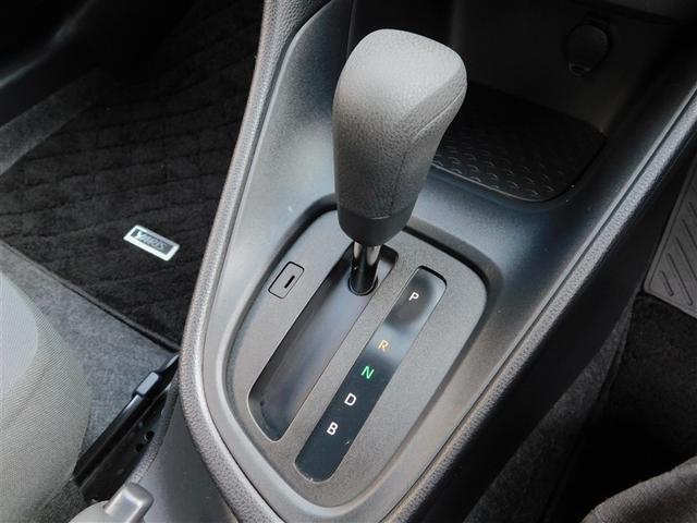 ヤリス Ｘ　被害軽減ブレーキ　Ｂカメラ　ドラレコ付　キーレスエントリー　ワンオーナー　スマートキー＆プッシュスタート　点検記録簿　ミュージックプレイヤー接続可　クルーズコントロール　ＥＴＣ車載器　ＥＳＣ　ＡＢＳ（19枚目）