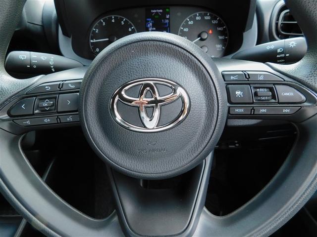 ヤリス Ｘ　被害軽減ブレーキ　Ｂカメラ　ドラレコ付　キーレスエントリー　ワンオーナー　スマートキー＆プッシュスタート　点検記録簿　ミュージックプレイヤー接続可　クルーズコントロール　ＥＴＣ車載器　ＥＳＣ　ＡＢＳ（23枚目）