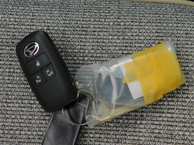 ムーヴキャンバス ストライプスG アイドルストップ Bカメラ パワーウインドウ セキュリティアラーム スマートキープッシュスタート カーテンエアバック キーフリーキー LEDライト ベンチシート PS オートエアコン Wエアバッグ(17枚目)