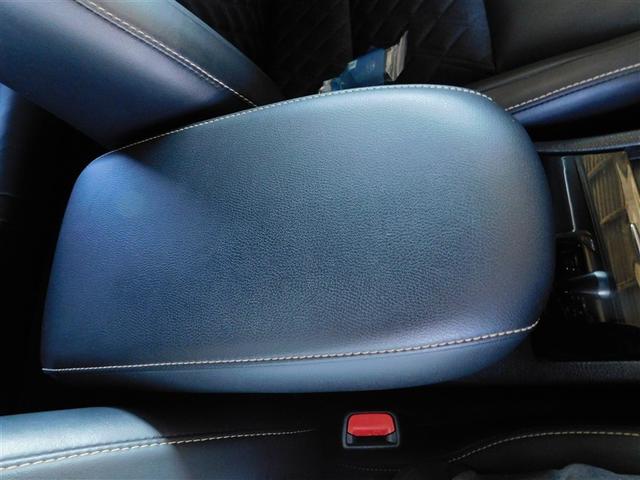 ハリアー プレミアム　エアロ付　カーテンエアバッグ　クルーズＣ　Ｂカメラ　電動パワーシート　ＬＥＤライト　メモリナビ　横滑り防止機能　オートエアコン　Ａストップ　エアバッグ　ＡＷ　ＤＶＤ再生可　パワーウィンドウ　ナビ＆ＴＶ（25枚目）